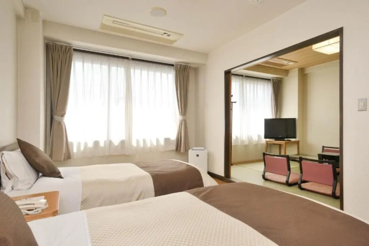 Economy Twin Basement room with sea view