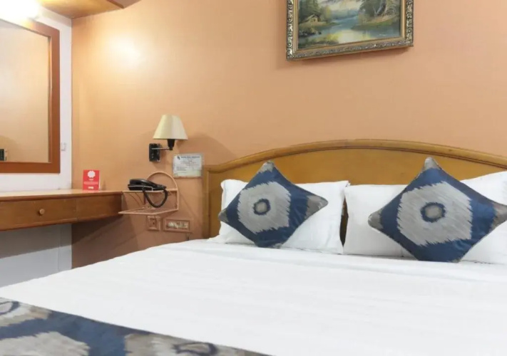 Hotel Raaj Bhaavan