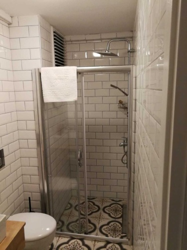 Economy Double Basement room