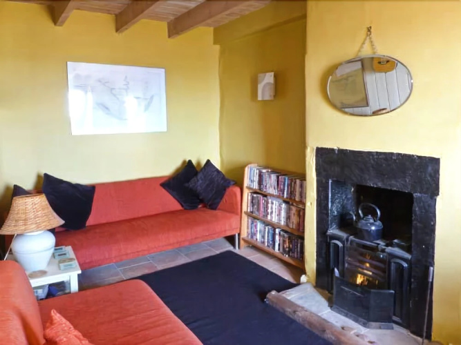 Shoreside Cottage
