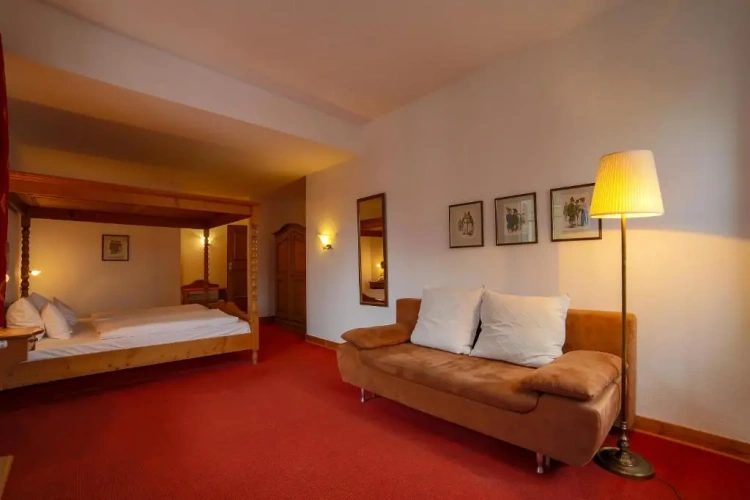 Comfort Double room with balcony and with lake view