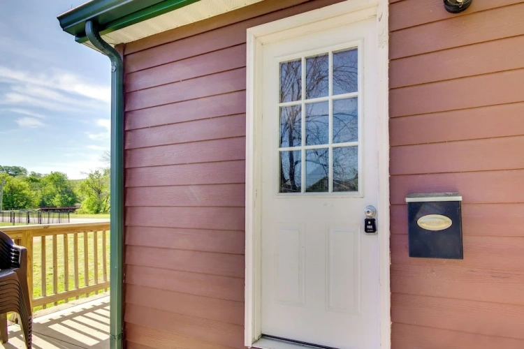 3 Bedrooms Cottage