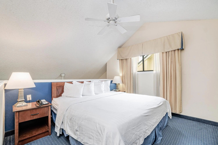 Doral Inn & Suites Miami Airport West photo 7