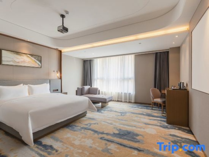 Deluxe Double Suite