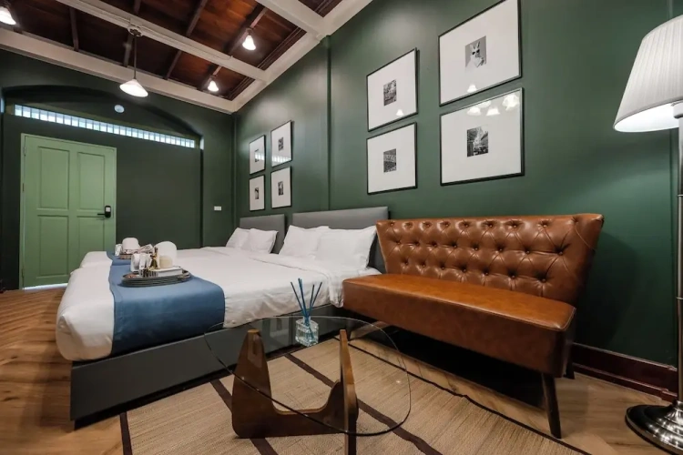 Standard Quadruple Family room