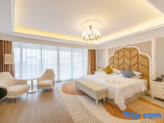 2 Bedrooms Presidential Double Suite