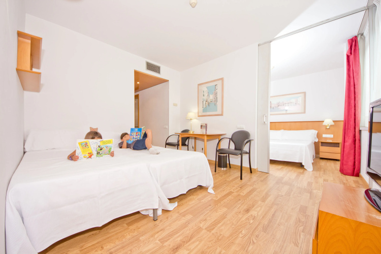 Aparthotel Atenea Valles