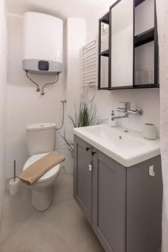Lonyay Apartment