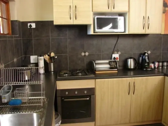 2 Bedrooms Villa