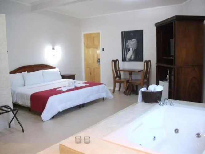 Copacabana Hotel And Suites - Adults Only
