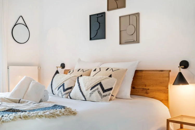 Modern 2-Bedroom Apartment ID227