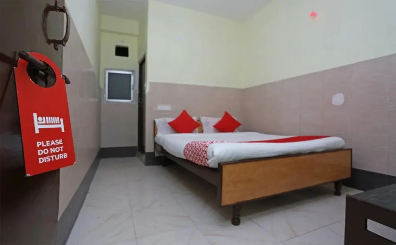 Hotel Maharaja by OYO Rooms
