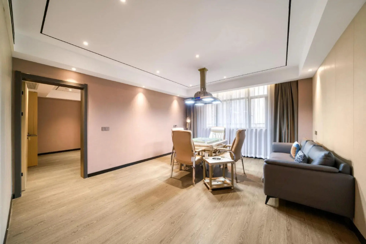 Meilu Light Luxury Hotel (Tongling College Branch)