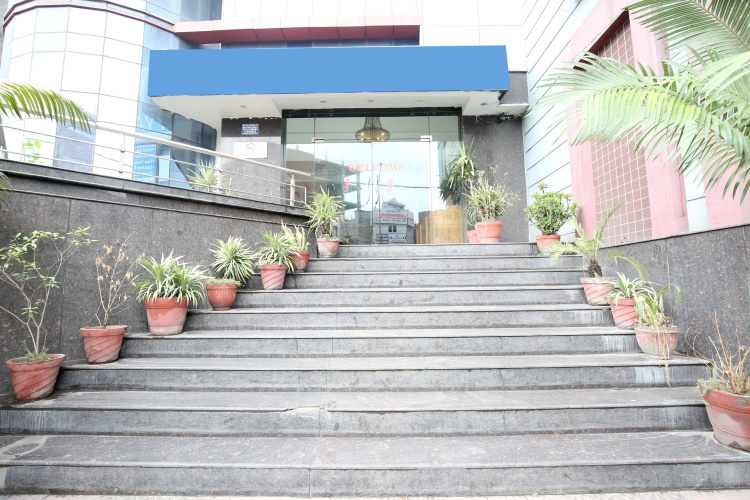 Hotel Aaditya Majha Continental by OYO Rooms