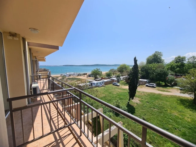 Deluxe Double room with balcony and with partial sea view