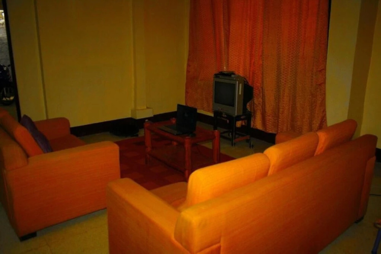 8Th Street Guesthouse Hostel