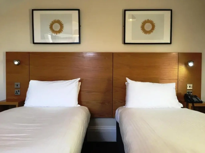 Standard Twin room with sea view