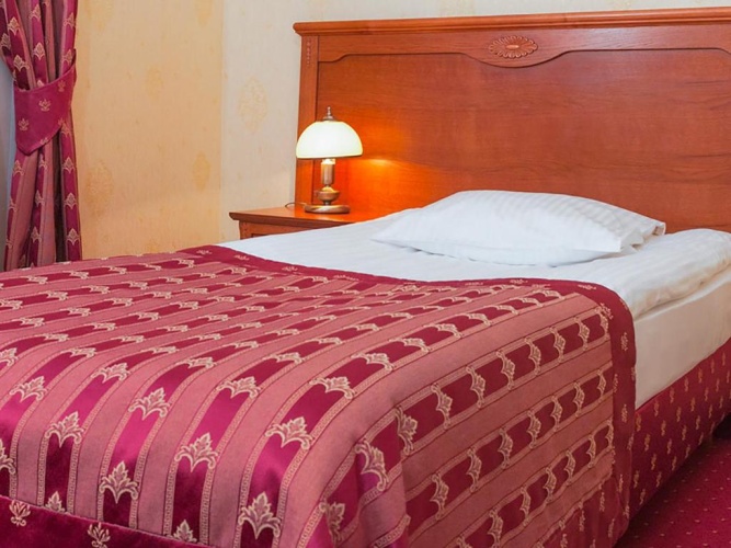 Standard Twin room with balcony