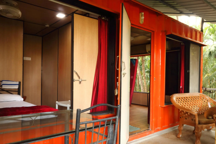 IORA Cottages