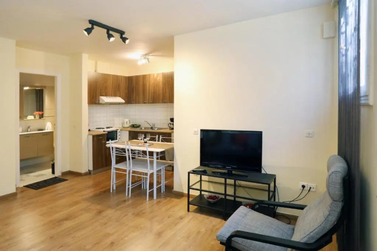 Alexandros Apartment