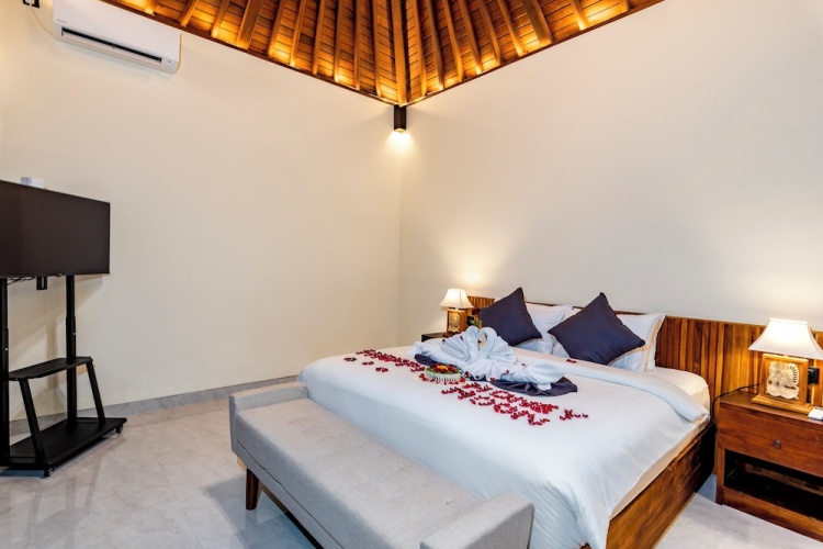 Luxury Double Suite with balcony and with garden view