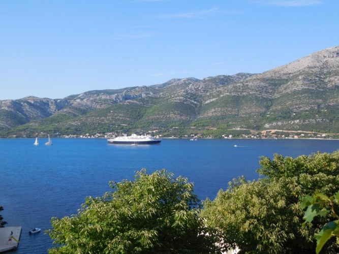 2 Bedrooms Apartment with sea view