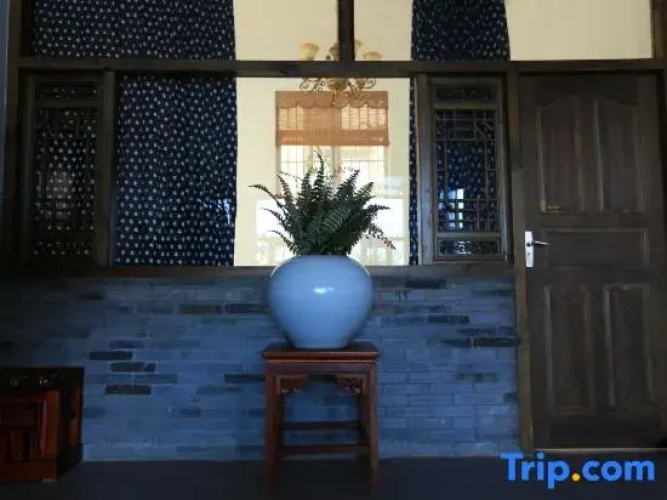 Rujia Inn