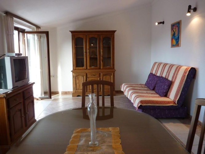 1 Bedroom Apartment with balcony and with sea view