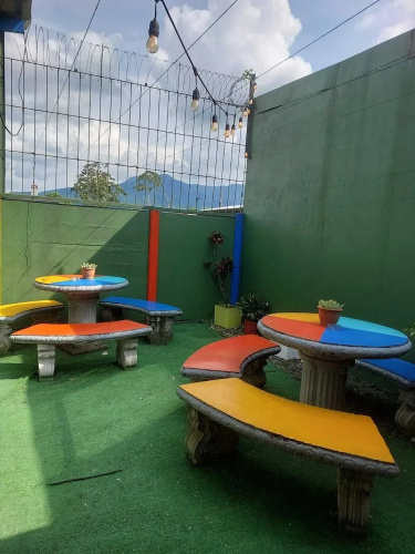 Nice Place Hostel