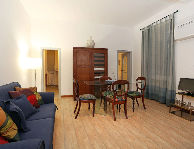 Cortile Banchi Vecchi