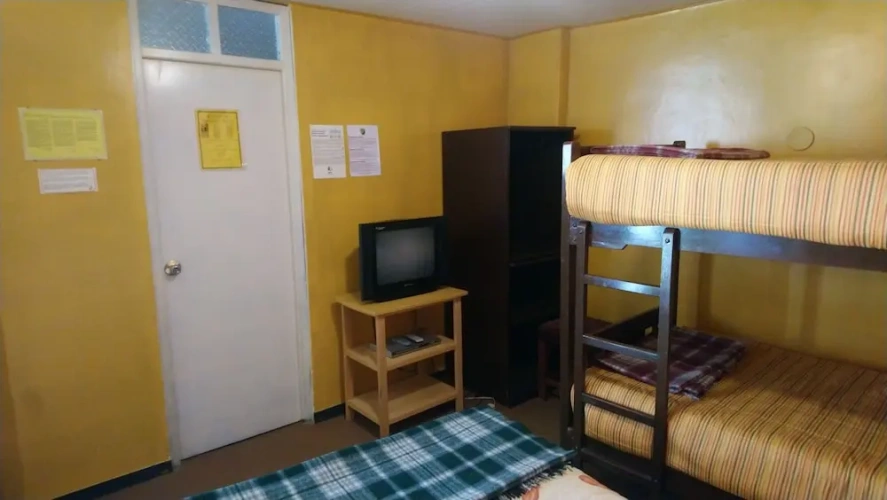 Standard Triple Suite