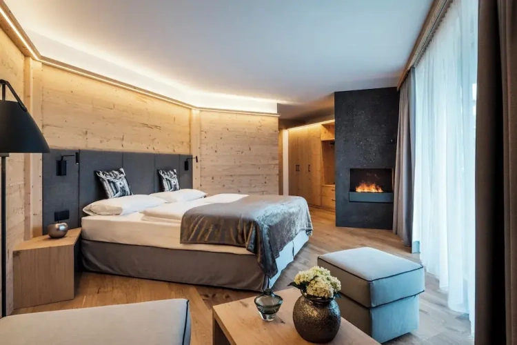 Deluxe Double room with mountain view