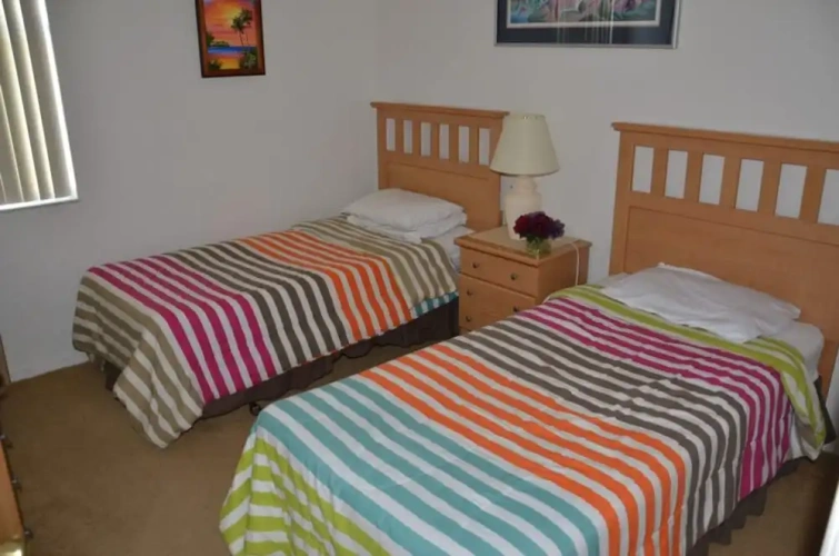 4 Bedrooms Cottage