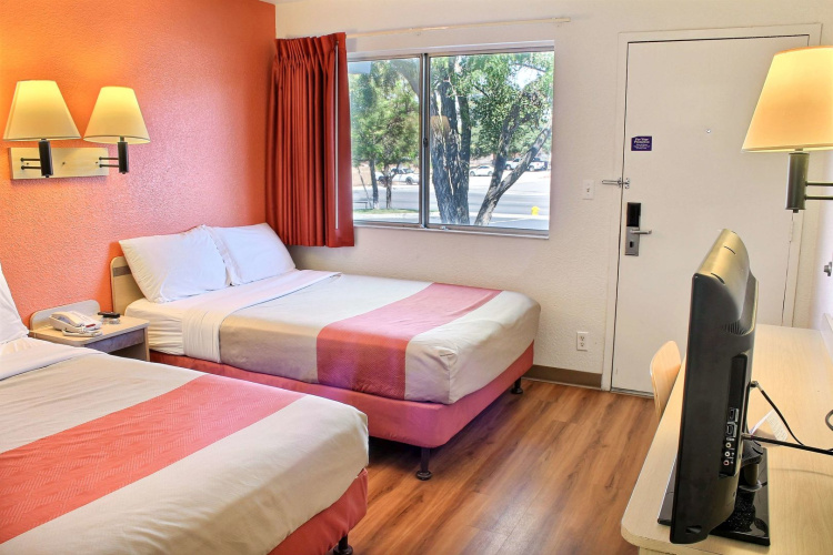 Motel 6 Atascadero, CA