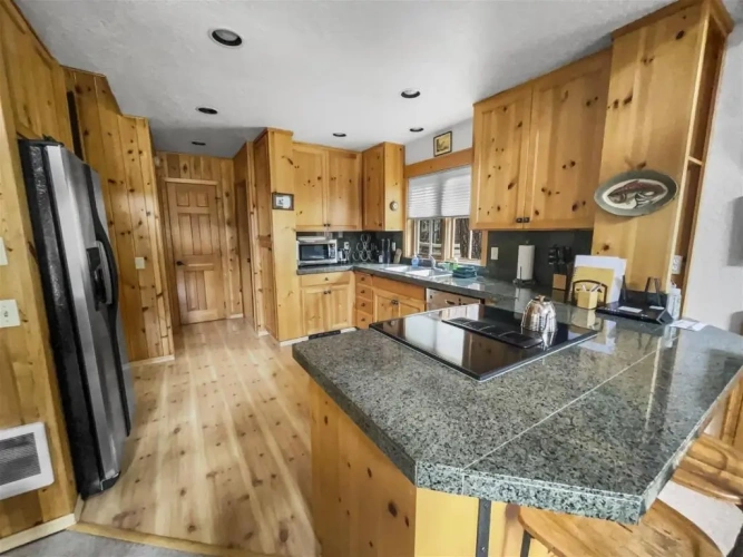 2 Bedrooms Cottage