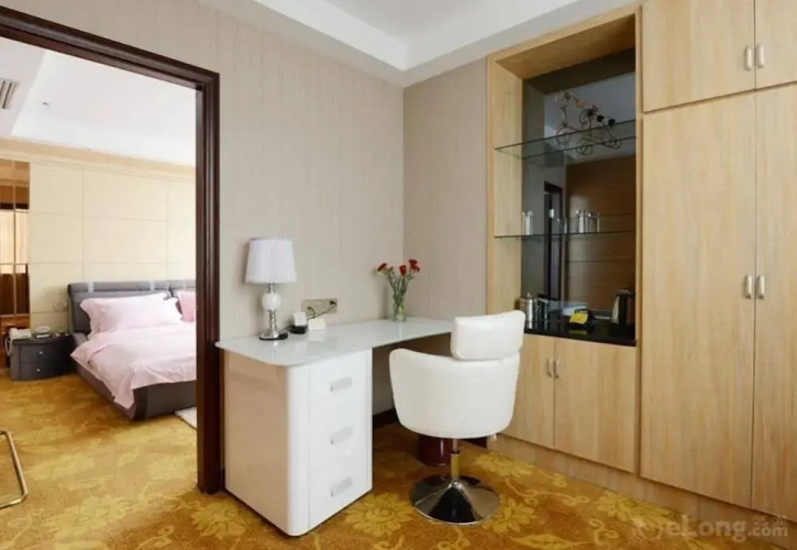 Rebecca Hotel
