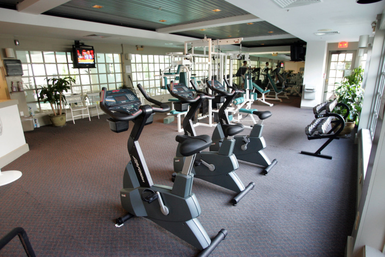Water's Edge Resort & Spa photo 17