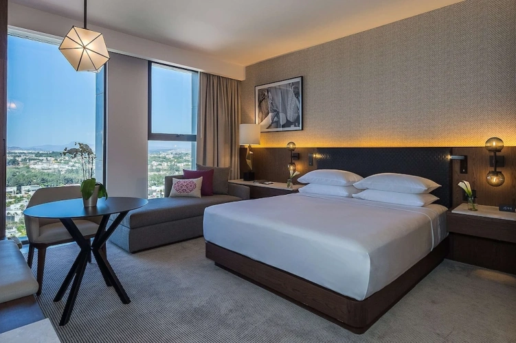 Double room with city view