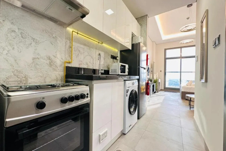 Spacious Studio Apartment Palm View with Big Balcony Free Parking by Belvilla