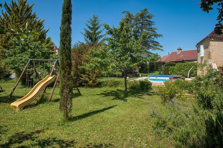 Deluxe Cottage with park view