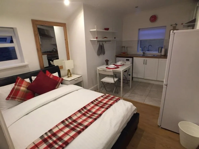 Leyton Rooms