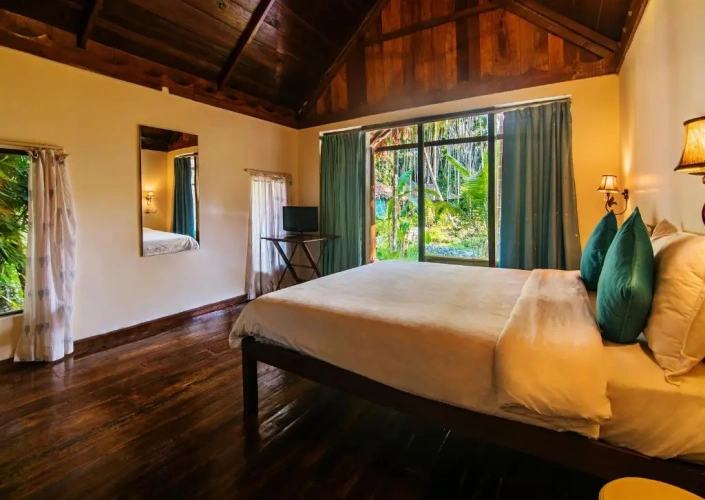 2 Bedrooms Bungalow