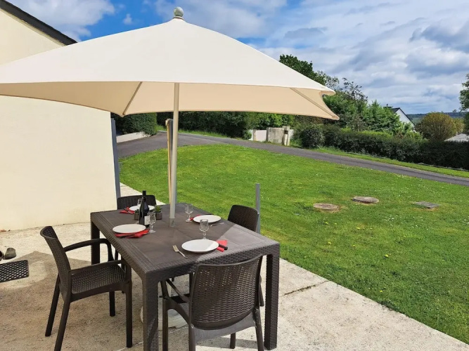 Holiday Home in Hanvec for 5