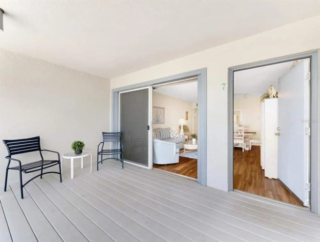 7th Heaven 1 Bedroom Condo by RedAwning