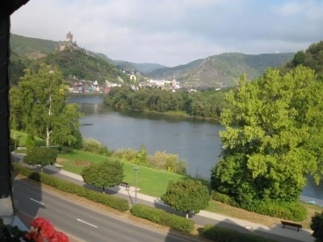 Standard Double room with balcony and with river view