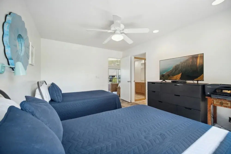 Pali Ke Kua #237 2 Bedroom Condo by RedAwning