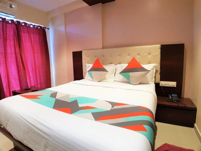 Hexa Malad Suite