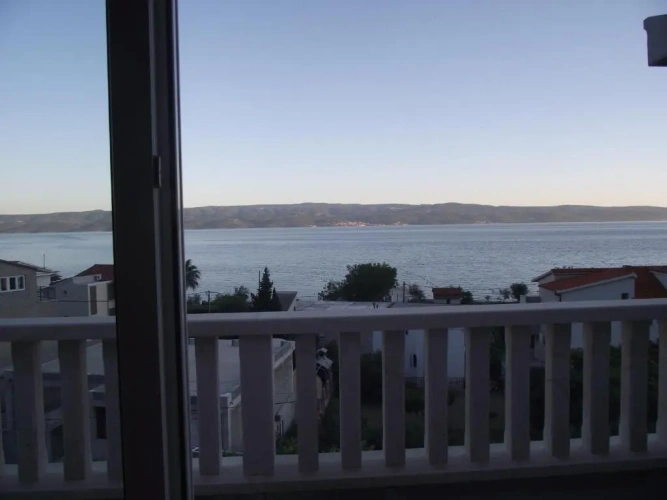 Studio with balcony and with sea view