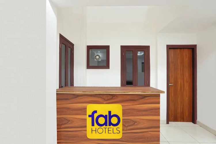 Fabhotel Happy Stay Ii