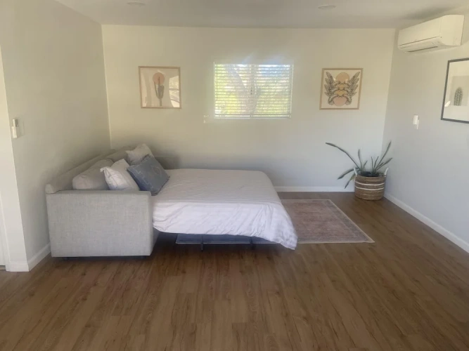 2 Bedrooms Cottage